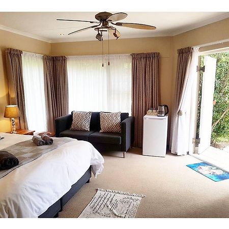 Oudtshoorn Guest House Екстер'єр фото